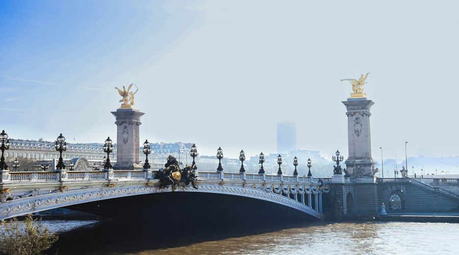 Alexandre III bridge in Paris